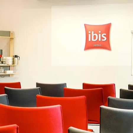 Ibis Warszawa Ostrobramska-2